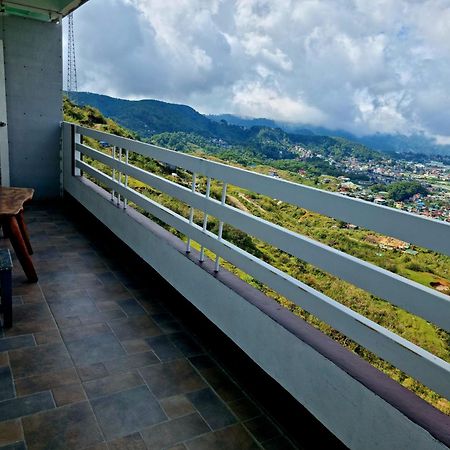באגויו Wanay'S Rocky Mountain Homestay מראה חיצוני תמונה
