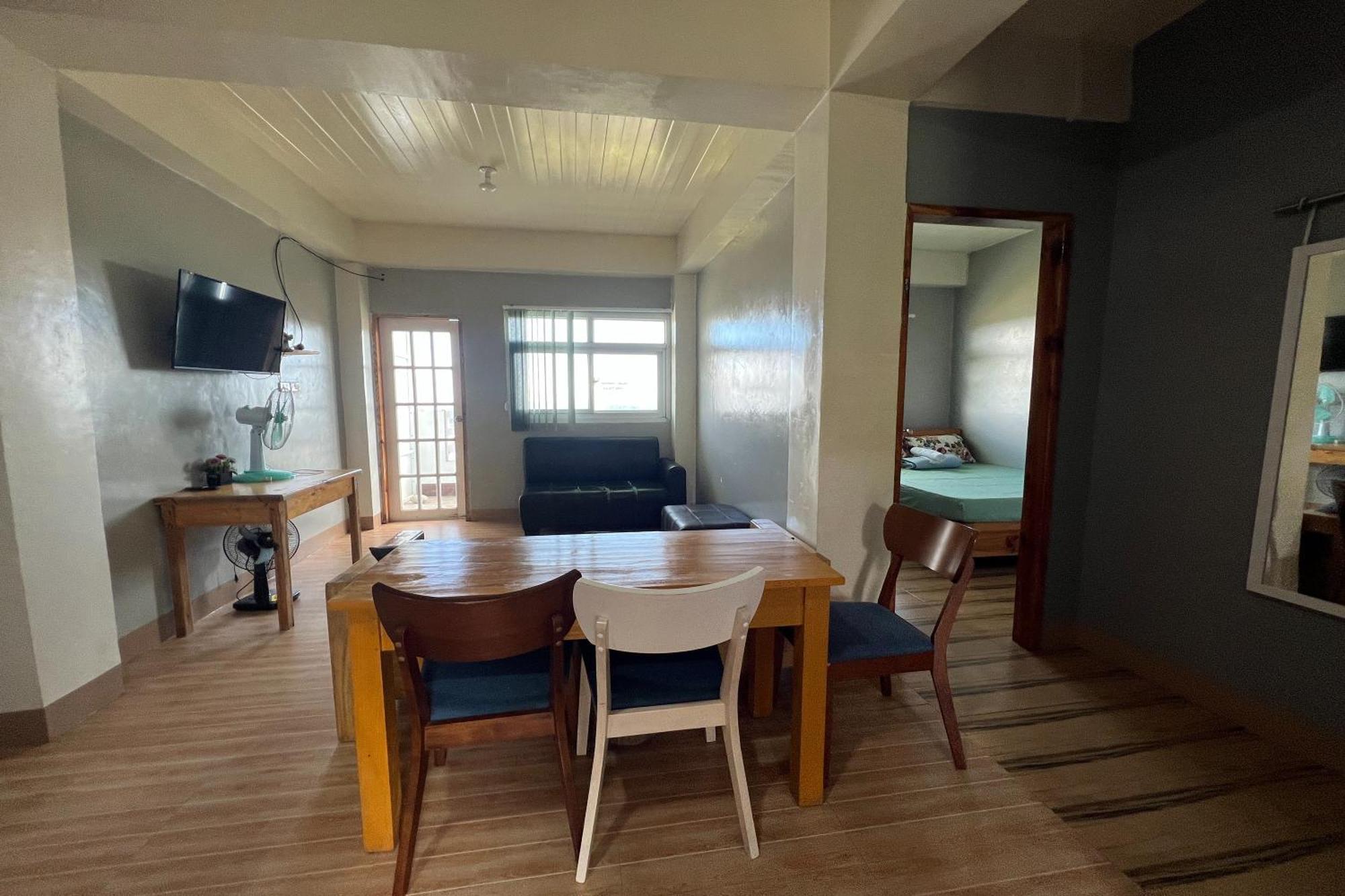באגויו Wanay'S Rocky Mountain Homestay מראה חיצוני תמונה